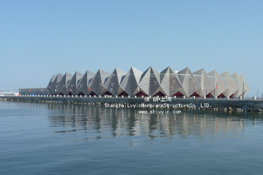 鋼構(gòu)件組裝質(zhì)量問(wèn)題五：吊車(chē)梁、屋面梁及桁架產(chǎn)品下?lián)? style=